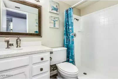 2 E Loma Lane, Phoenix, AZ 85020 - Photo 25