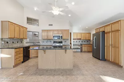 15777 W Earll Drive, Goodyear, AZ 85395 - Photo 9