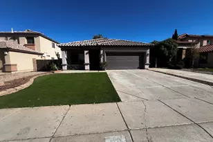 1227 S Kendra St, Gilbert, AZ 85296 - Photo 1
