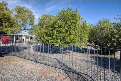 13829 W Oak Glen Drive, Sun City West, AZ 85375 - Photo 23