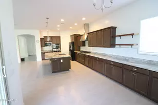 2110 E Aquarius Pl, Chandler, AZ 85249 - Photo 9