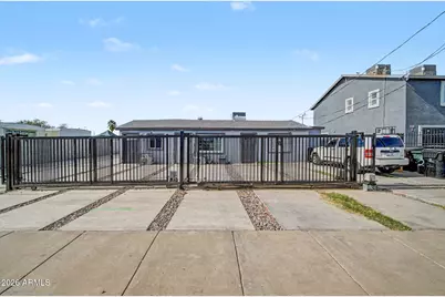 4028 S 15th Street, Phoenix, AZ 85040 - Photo 1