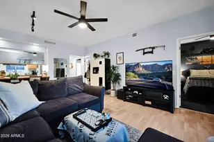 11666 N 28th Dr, Phoenix, AZ 85029 - Photo 9