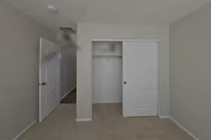 22671 N Scott Dr, Maricopa, AZ 85138 - Photo 9