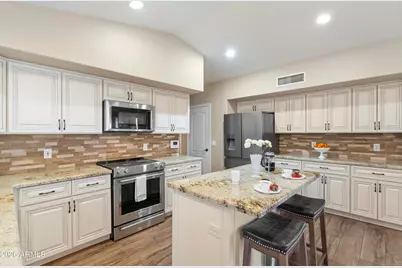 9560 W Ross Avenue, Peoria, AZ 85382 - Photo 13