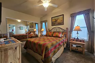 650 N Hawes Rd, Mesa, AZ 85207 - Photo 27