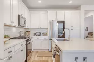 5333 N 205th Ln, Buckeye, AZ 85396 - Photo 13