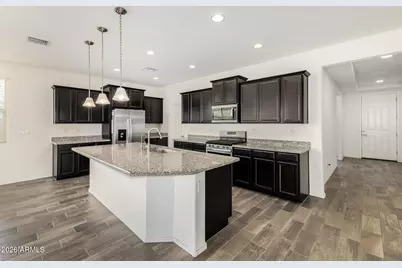 1950 W Larissa Lane, San Tan Valley, AZ 85144 - Photo 5