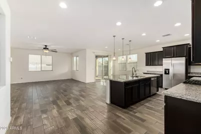 1950 W Larissa Lane, San Tan Valley, AZ 85144 - Photo 7