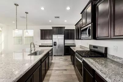 1950 W Larissa Lane, San Tan Valley, AZ 85144 - Photo 3