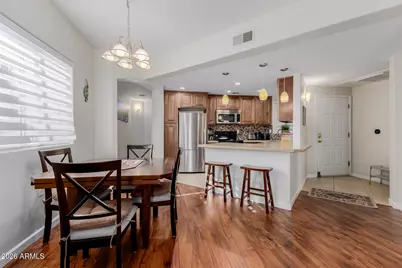 10401 N 52nd Street #110, Paradise Valley, AZ 85253 - Photo 11