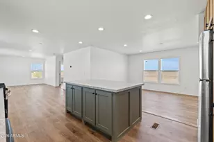 10047 W Copper Kettle Dr, Casa Grande, AZ 85193 - Photo 5