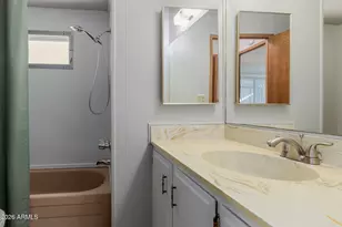 10401 N Cave Creek Rd, Phoenix, AZ 85020 - Photo 13