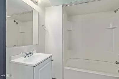 129 N 11th Avenue #1A, Phoenix, AZ 85007 - Photo 11