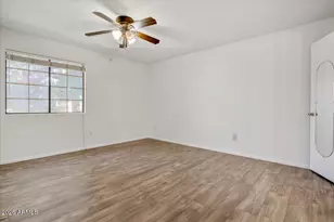 533 W Guadalupe Rd, Mesa, AZ 85210 - Photo 11