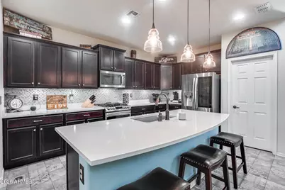 25846 N 108th Avenue, Peoria, AZ 85383 - Photo 3