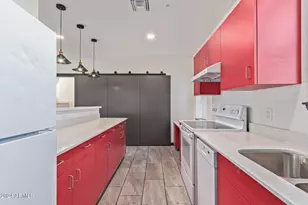 129 N 11th Ave, Phoenix, AZ 85007 - Photo 9