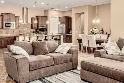 7242 W Rowel Road, Peoria, AZ 85383 - Photo 9