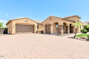7242 W Rowel Rd, Peoria, AZ 85383 - Photo 3