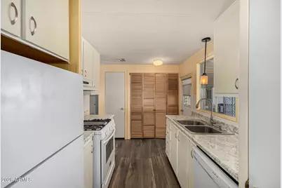 16812 N 2nd Lane #246, Phoenix, AZ 85023 - Photo 1