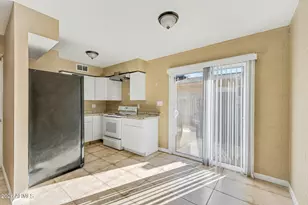 2245 N 28th St, Phoenix, AZ 85008 - Photo 19