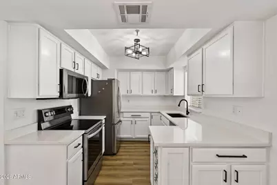 4554 E Paradise Village Parkway N #203, Phoenix, AZ 85032 - Photo 7