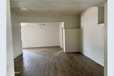 3802 N 62nd Drive, Phoenix, AZ 85033 - Photo 15