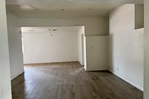 3802 N 62nd Dr, Phoenix, AZ 85033 - Photo 15