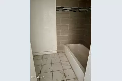 3802 N 62nd Drive, Phoenix, AZ 85033 - Photo 25