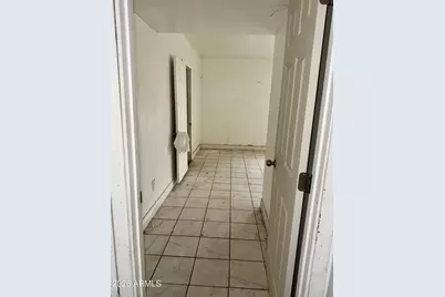 3802 N 62nd Drive, Phoenix, AZ 85033 - Photo 27