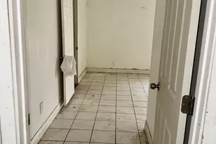 3802 N 62nd Dr, Phoenix, AZ 85033 - Photo 27