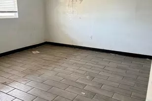 3802 N 62nd Dr, Phoenix, AZ 85033 - Photo 17