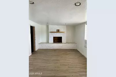 3802 N 62nd Drive, Phoenix, AZ 85033 - Photo 13