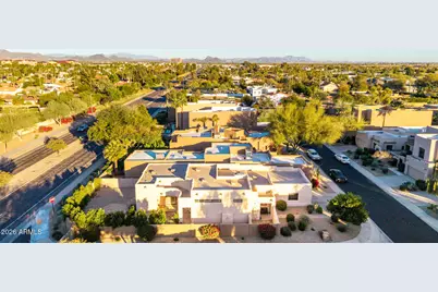 8330 E Pepper Tree Lane, Scottsdale, AZ 85250 - Photo 33