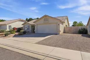 6629 E Menlo St, Mesa, AZ 85215 - Photo 7