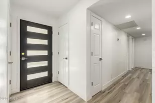 1630 W Sequoia Dr, Phoenix, AZ 85027 - Photo 7