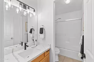 218 E Mohawk Dr, Flagstaff, AZ 86005 - Photo 19