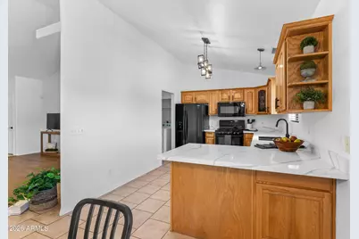 218 E Mohawk Drive, Flagstaff, AZ 86005 - Photo 9