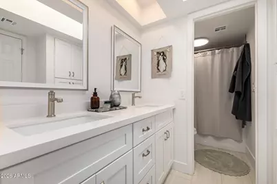 5002 E Siesta Drive #1, Phoenix, AZ 85044 - Photo 13