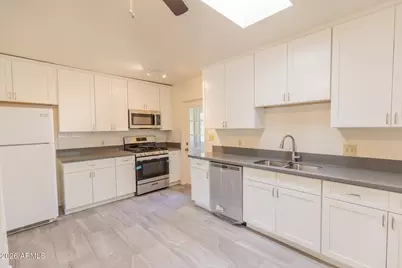 330 E 14th Street, Tempe, AZ 85281 - Photo 7