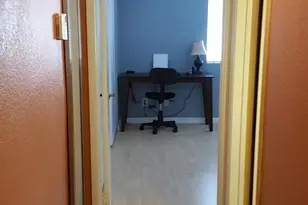 4901 S Calle Los Cerros Dr, Tempe, AZ 85282 - Photo 15