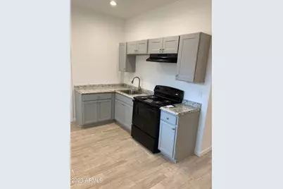 1759 W Hadley Street #B, Phoenix, AZ 85007 - Photo 3