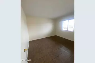 1420 E Brown Street #B, Phoenix, AZ 85029 - Photo 9