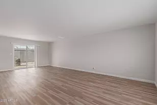 3812 W Seldon Ln, Phoenix, AZ 85051 - Photo 7