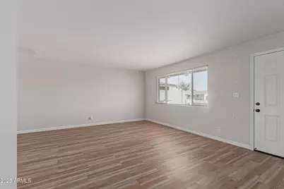 3812 W Seldon Lane, Phoenix, AZ 85051 - Photo 11