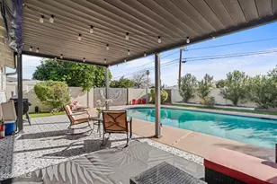 7647 E Catalina Dr, Scottsdale, AZ 85251 - Photo 15