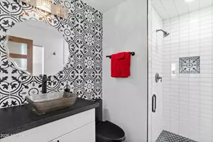 7647 E Catalina Dr, Scottsdale, AZ 85251 - Photo 13