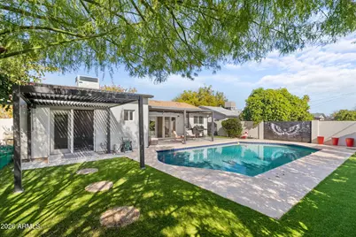 7647 E Catalina Drive, Scottsdale, AZ 85251 - Photo 5