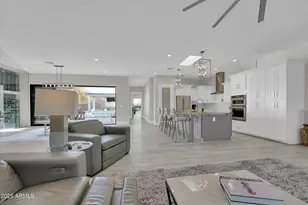 13613 N 76th St, Scottsdale, AZ 85260 - Photo 3