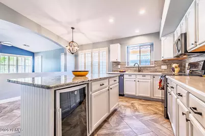 17218 N Melissa Lane, Surprise, AZ 85374 - Photo 9